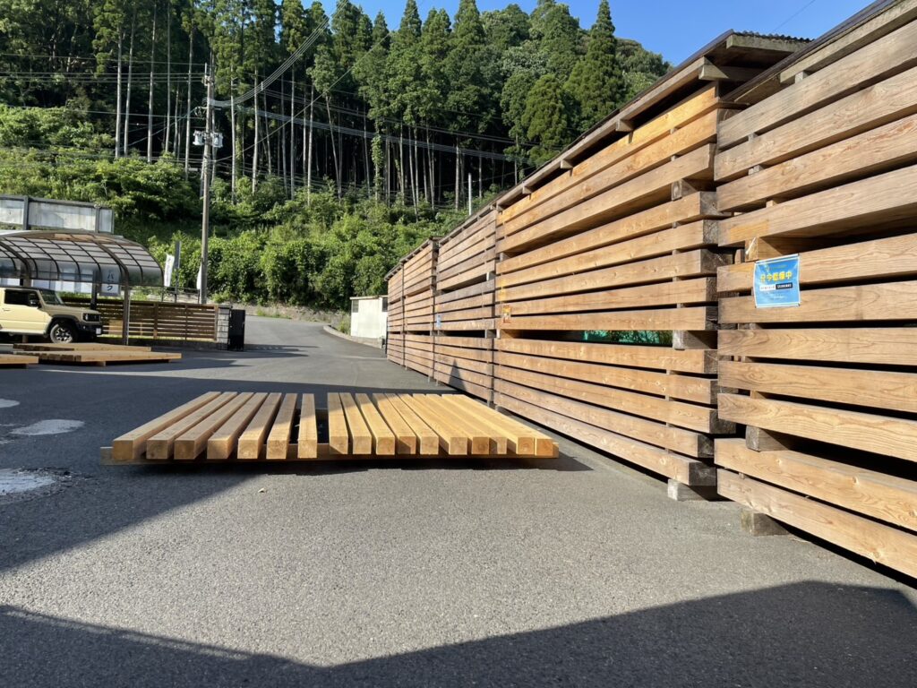 天然乾燥材　鹿児島　工務店　注文住宅　鹿児島平屋　鹿児島2階建て